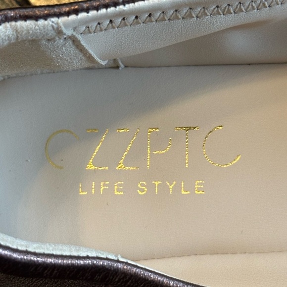CZZPTC Life Style | Leather Ballet Flats in Bronze, Size 10 - Picture 8 of 9
